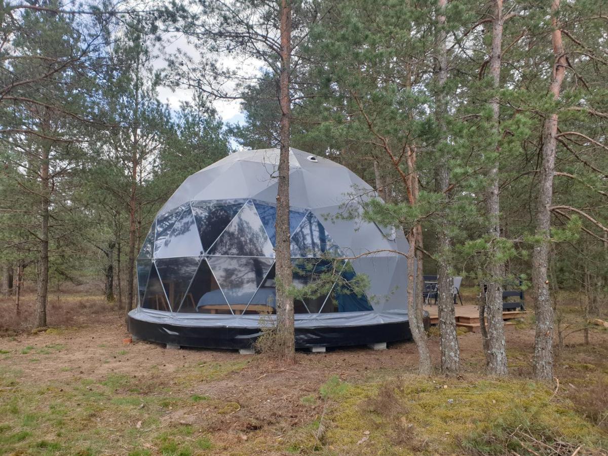 Podniebny Glamping Hotel Borsk Ngoại thất bức ảnh